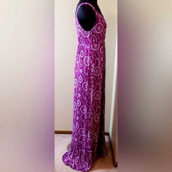 Soma Soft Jersey Tiered Hem Sleeveless Maxi Dress Serenata Eyelet Henna Plum - Picture 6 of 16